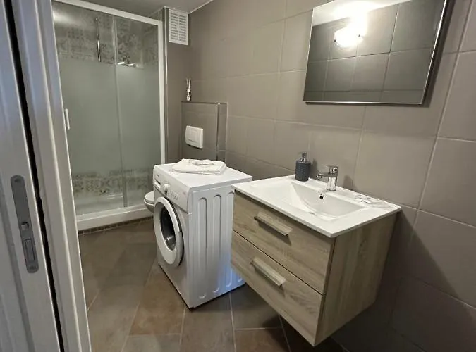 Casa Mia * Μεντόν